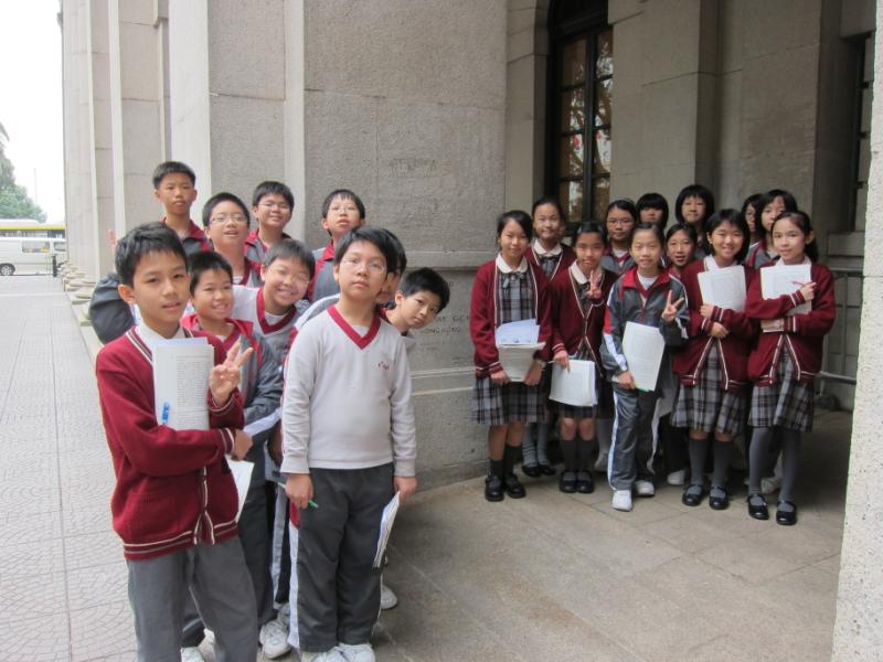 六禮班學生參觀香港立法會大樓